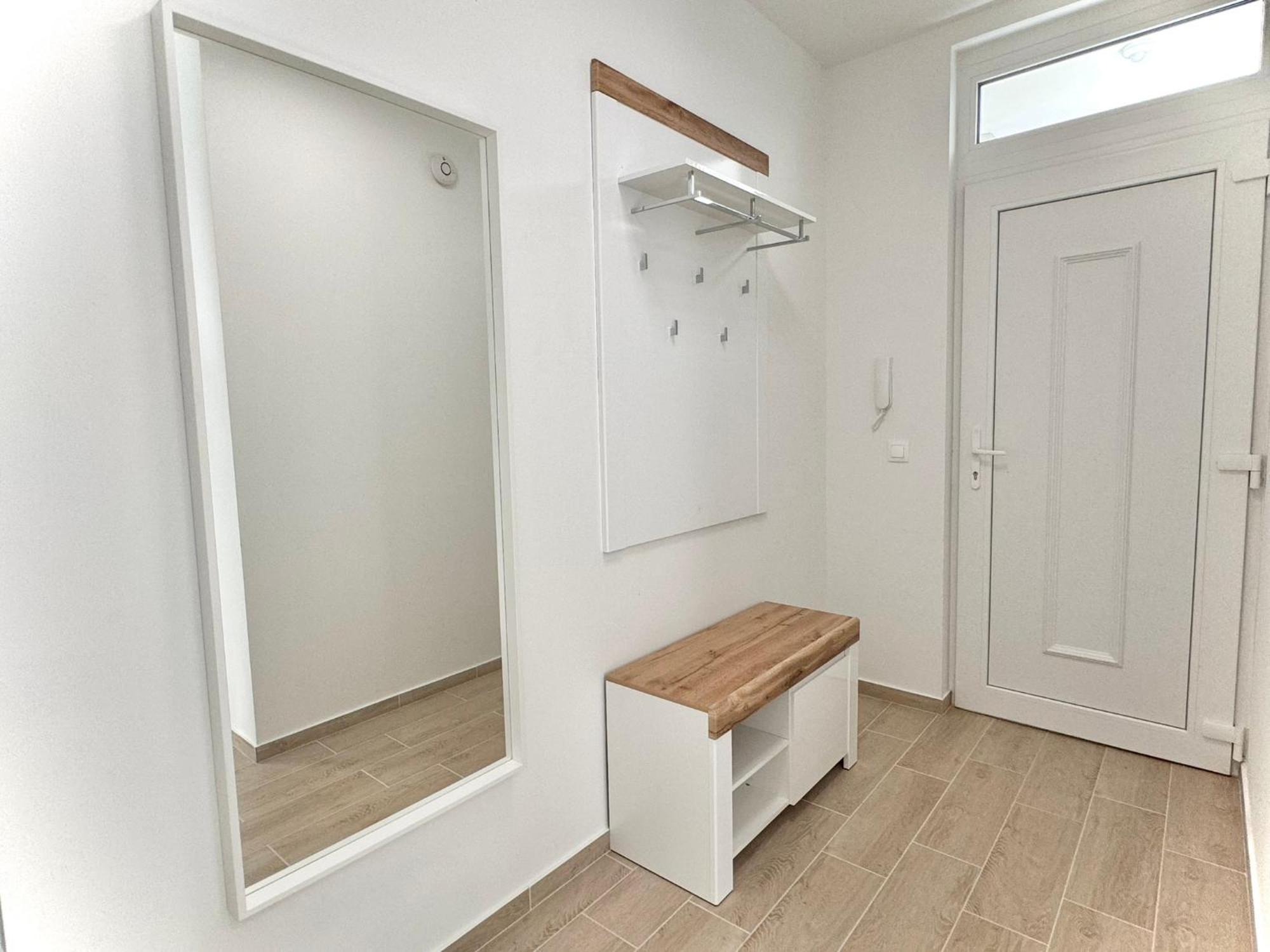 P194 Stylish Cosy * Budapešť